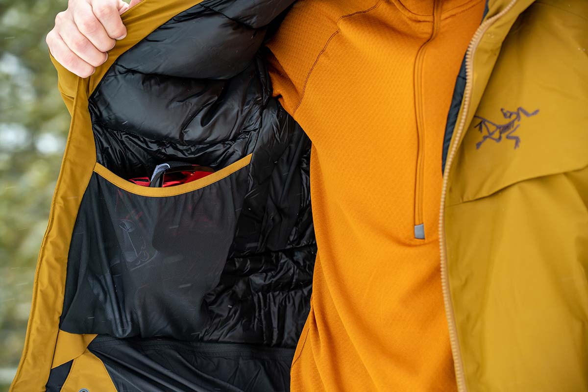 Ski jacket (insulated Arc'teryx Macai interior)